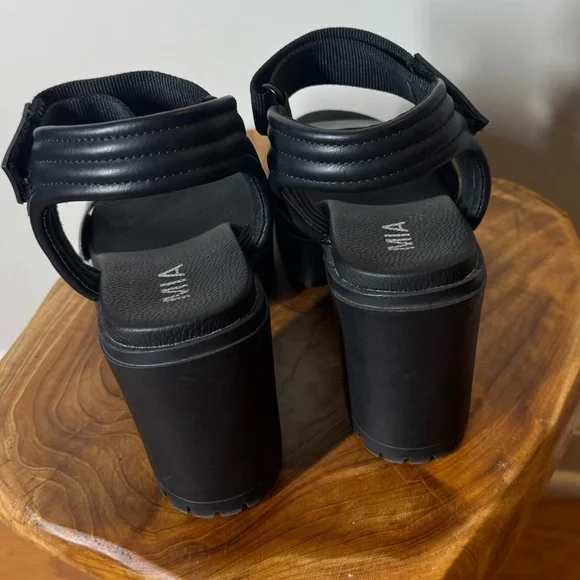 MIA Ivelisse Black Malta Chunky Platform Heel Sandal 6.5 - Picture 5 of 9